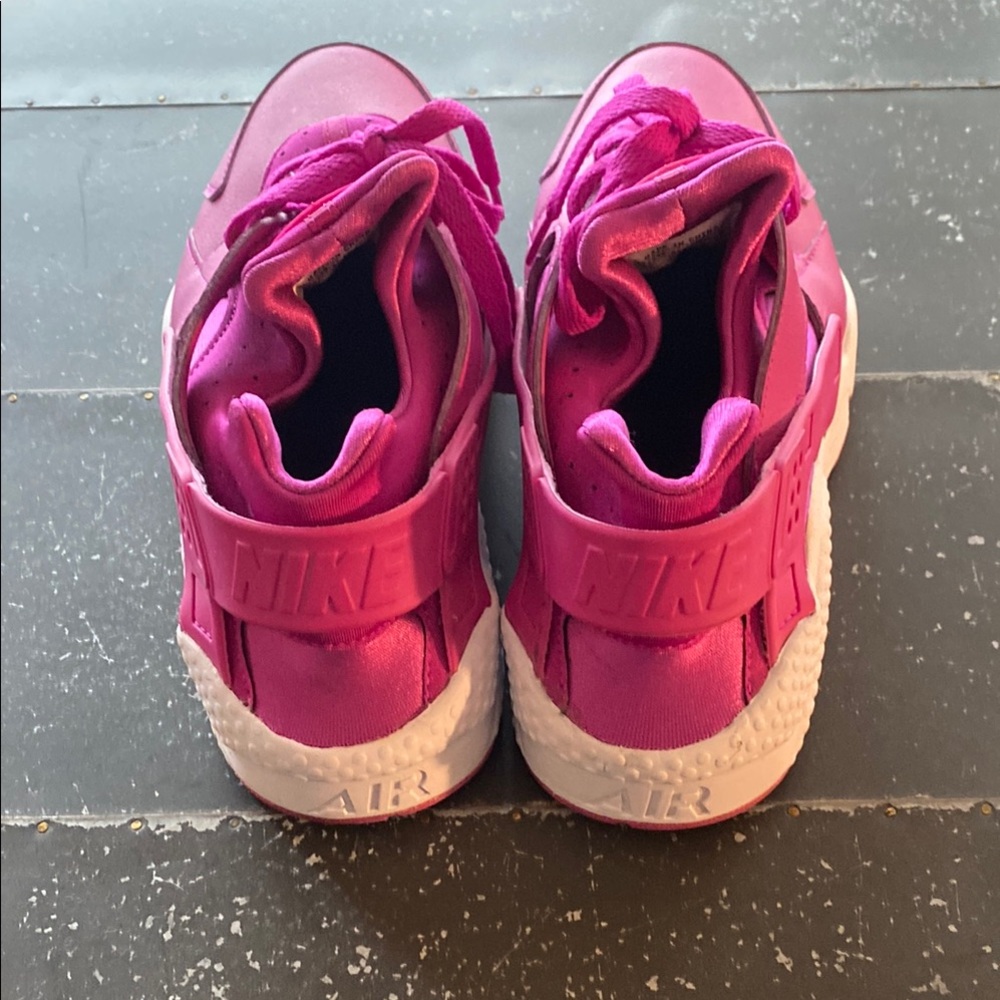 Nike Men's Athletic Shoes in Bright Pink - Picture 3 of 6